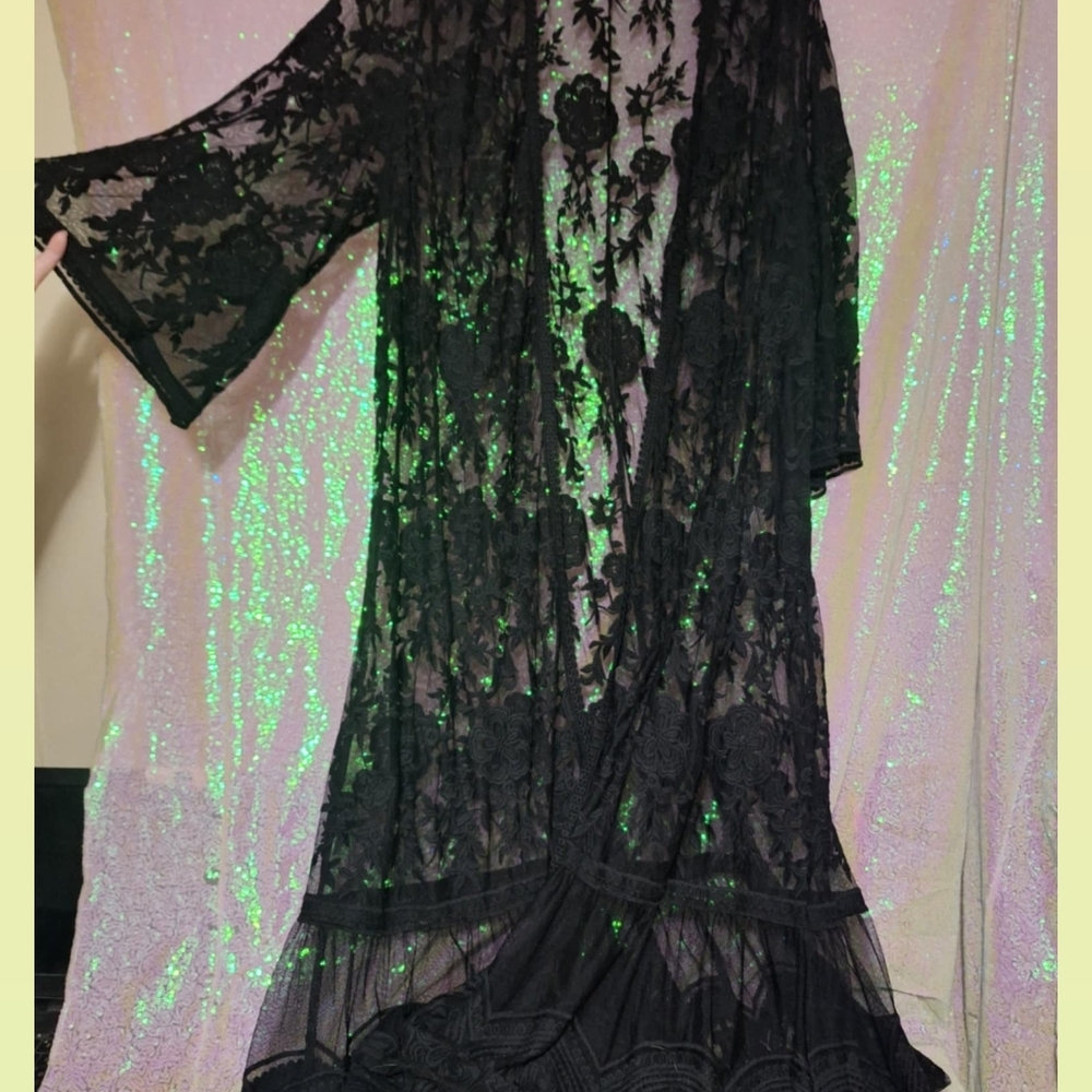 TORRID Black Lace Kimono Robe